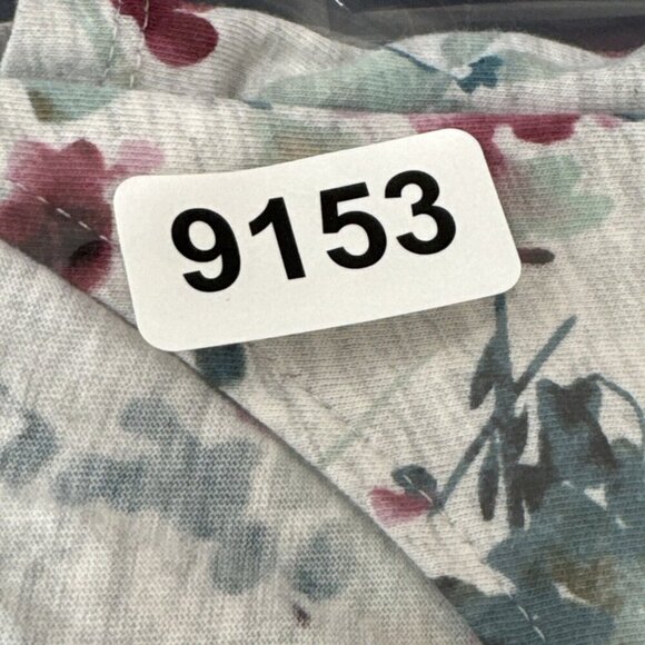 J. Jill Women's L Dipped Hem A-Line Tee Gray Floral - Picture 10 of 12